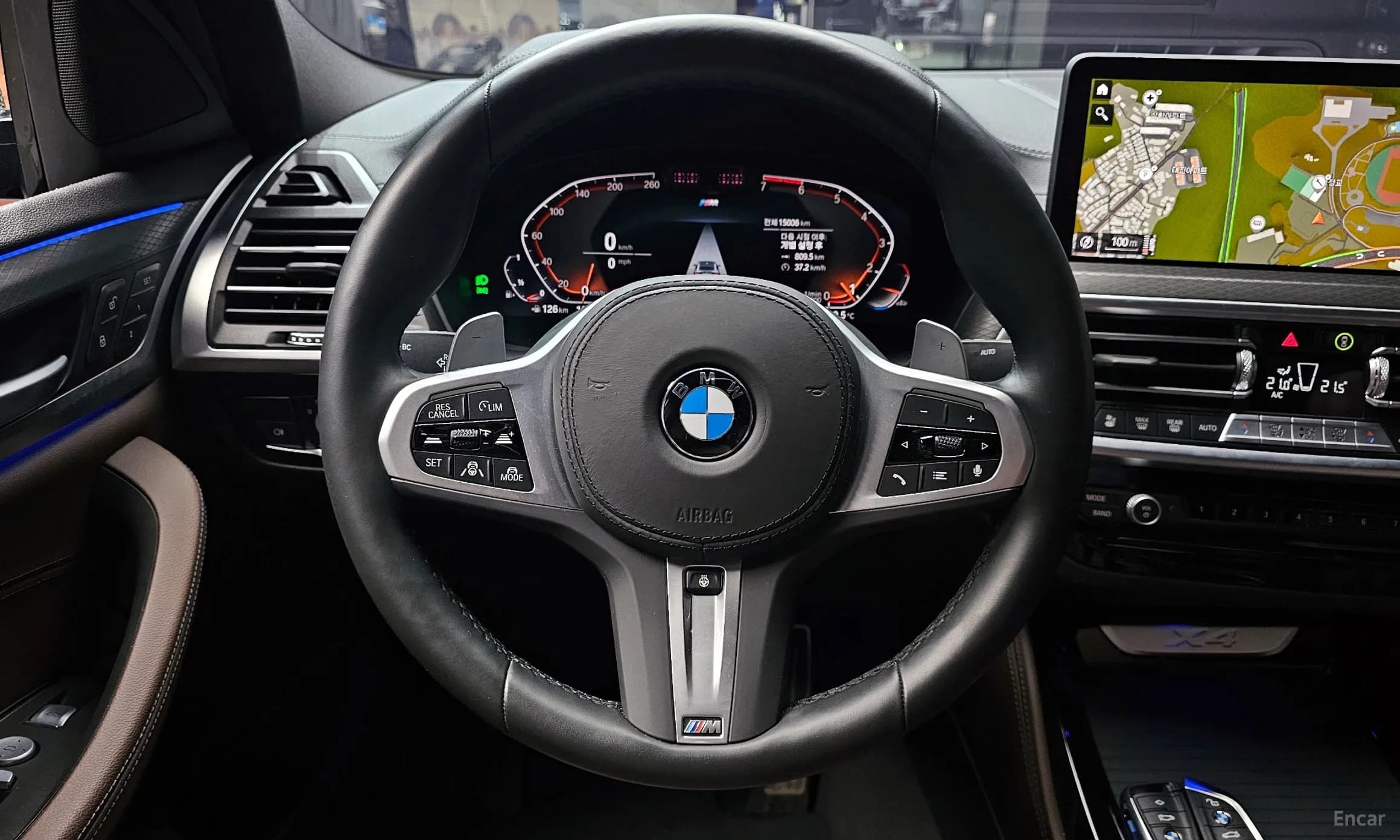 X4 (G02)