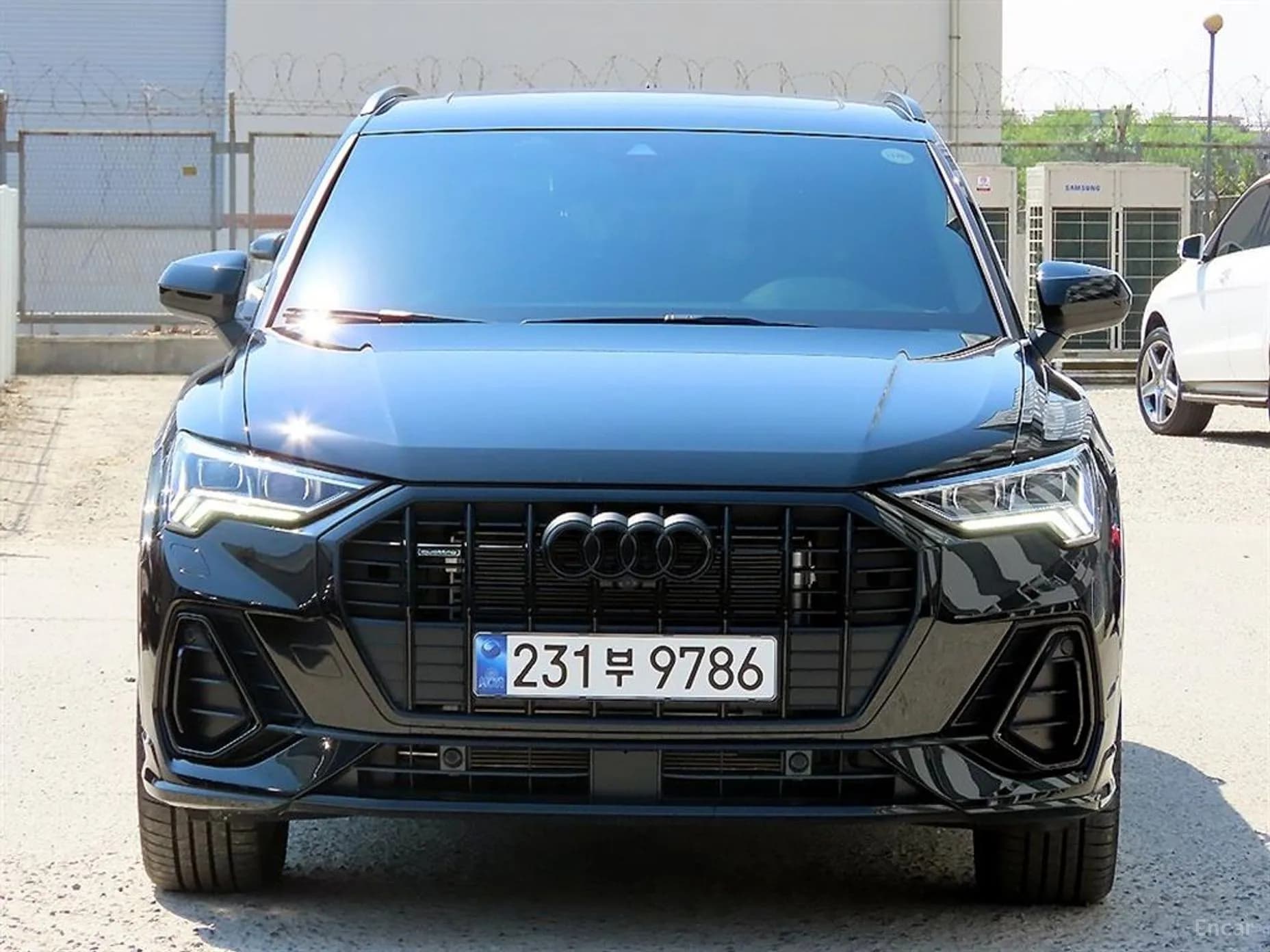 Q3 (F3)