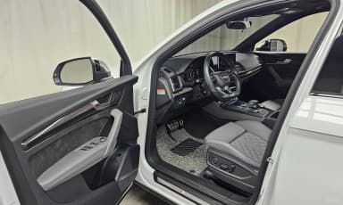 SQ5 (FY)
