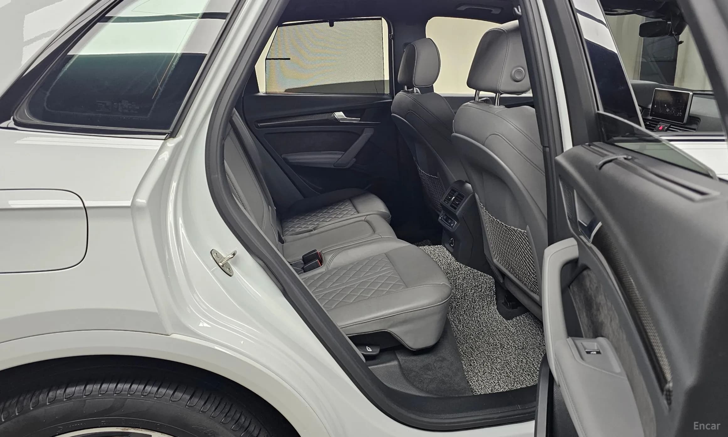 SQ5 (FY)