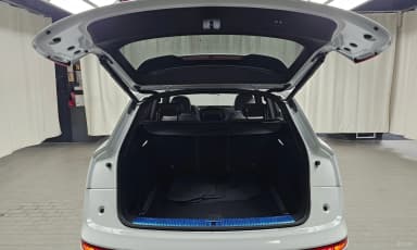 SQ5 (FY)