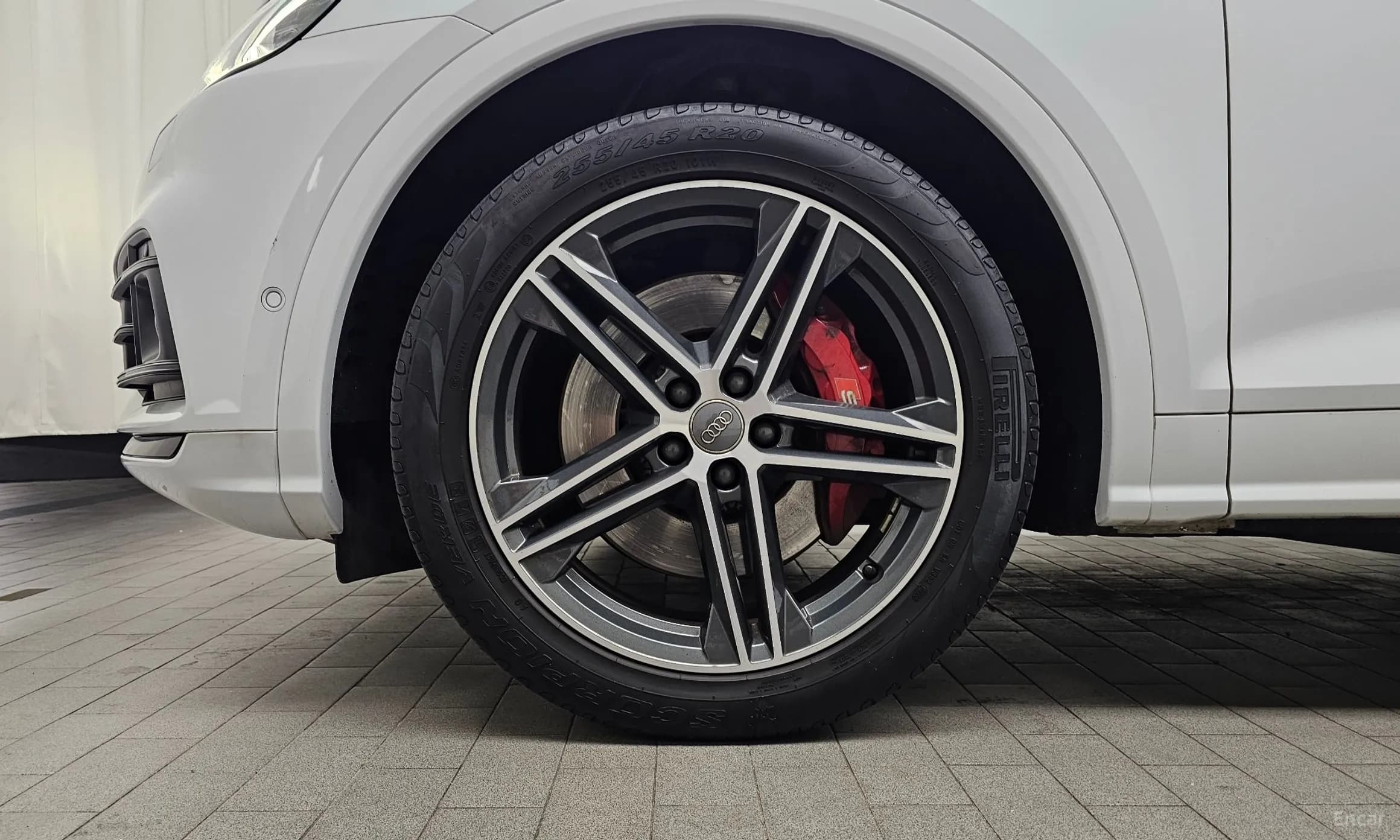 SQ5 (FY)
