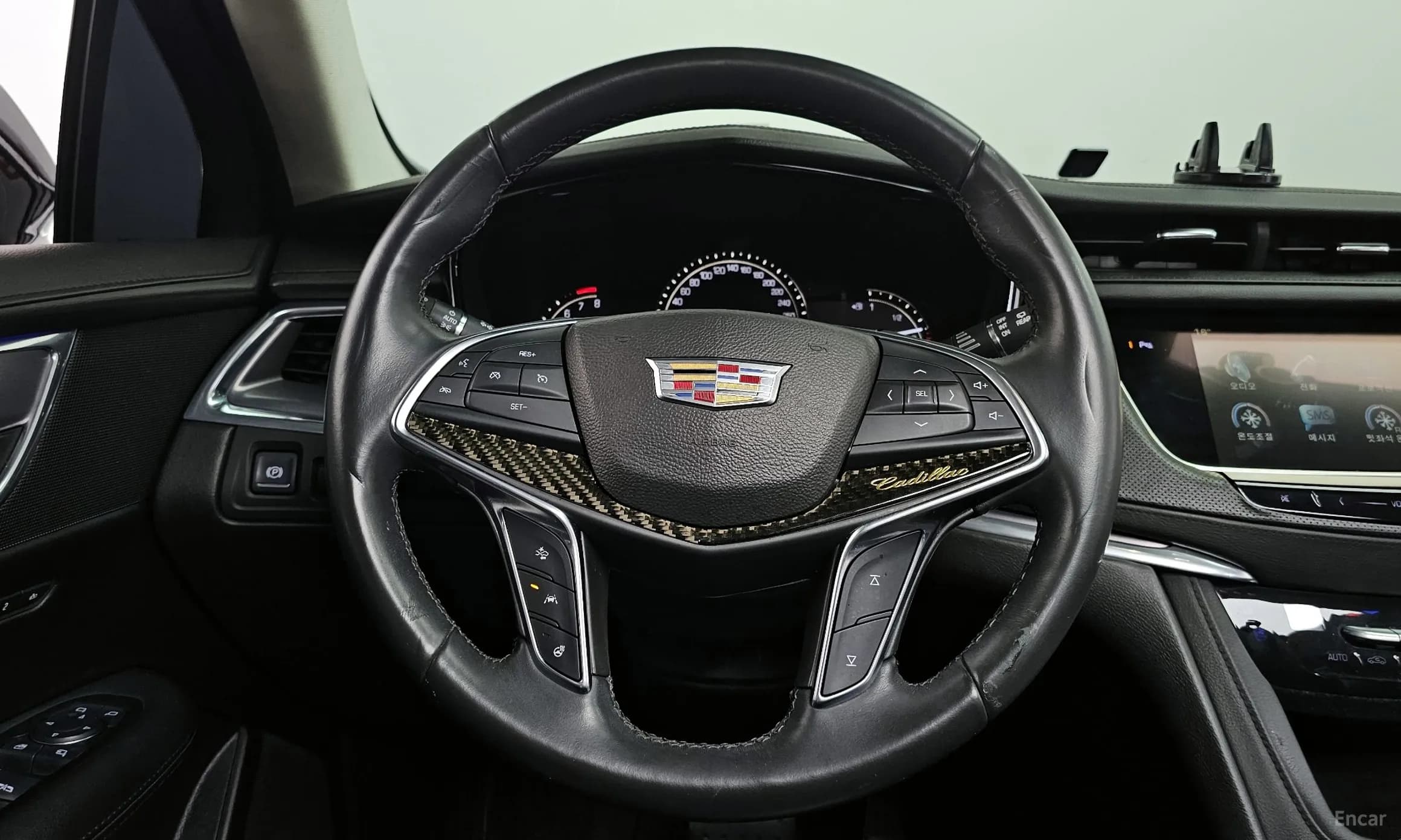 XT5