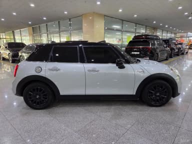 Cooper S
