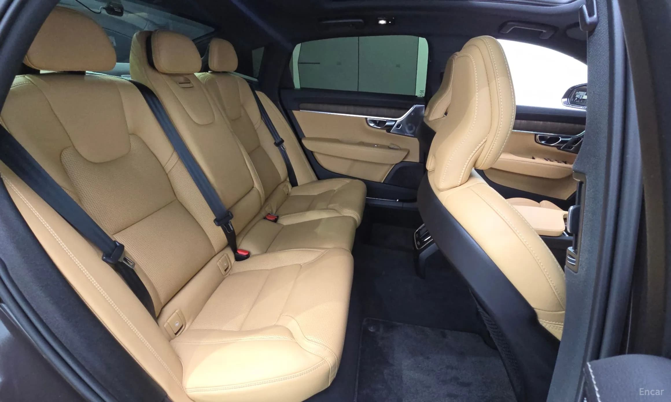 S90