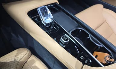 S90