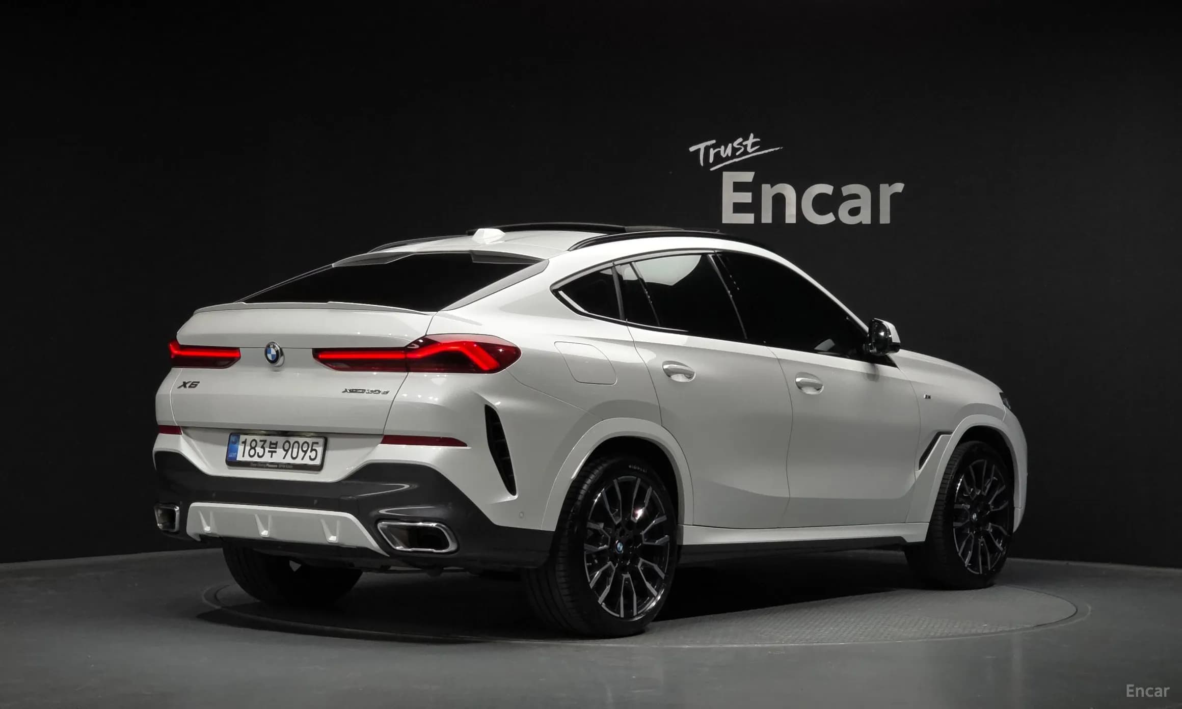 X6 (G06)
