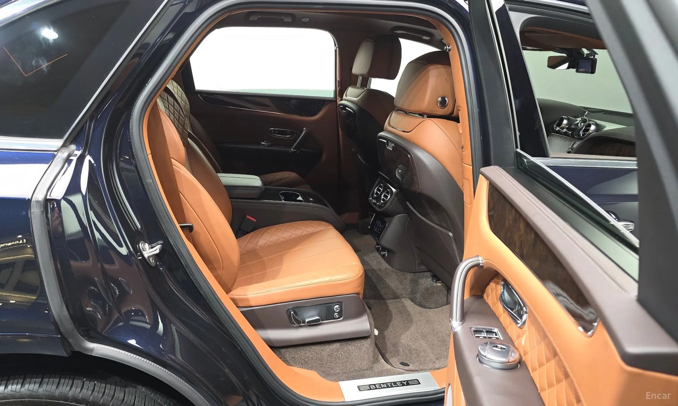 Bentayga