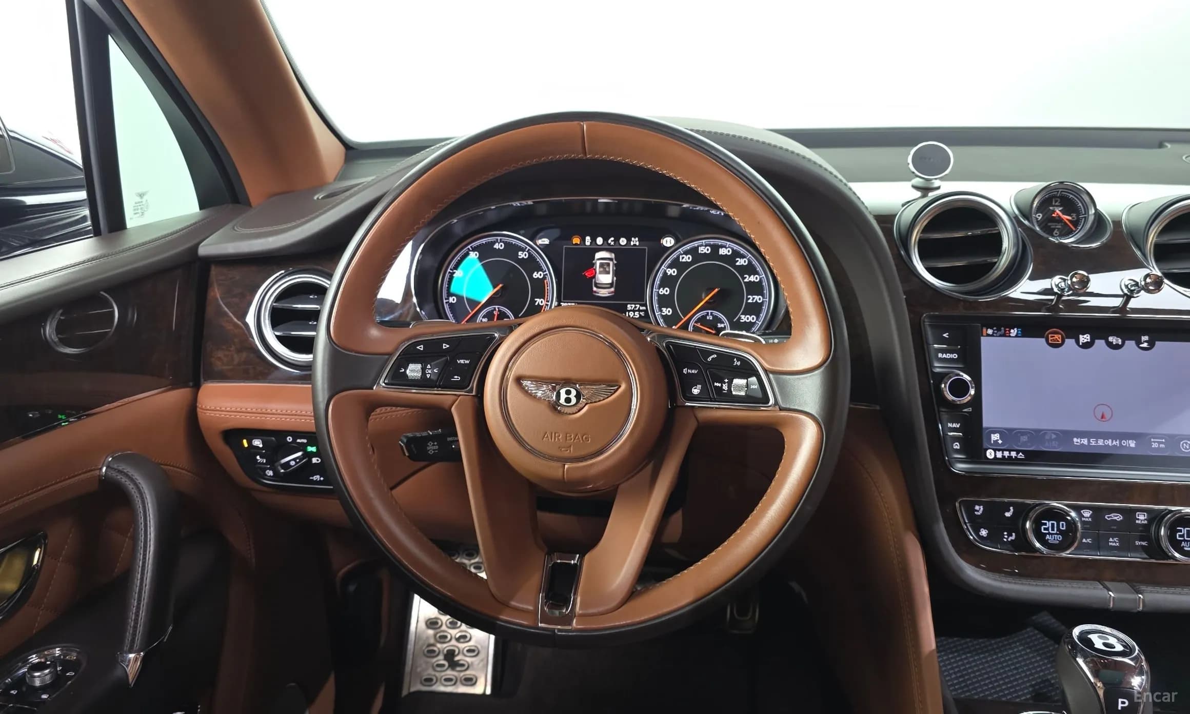 Bentayga