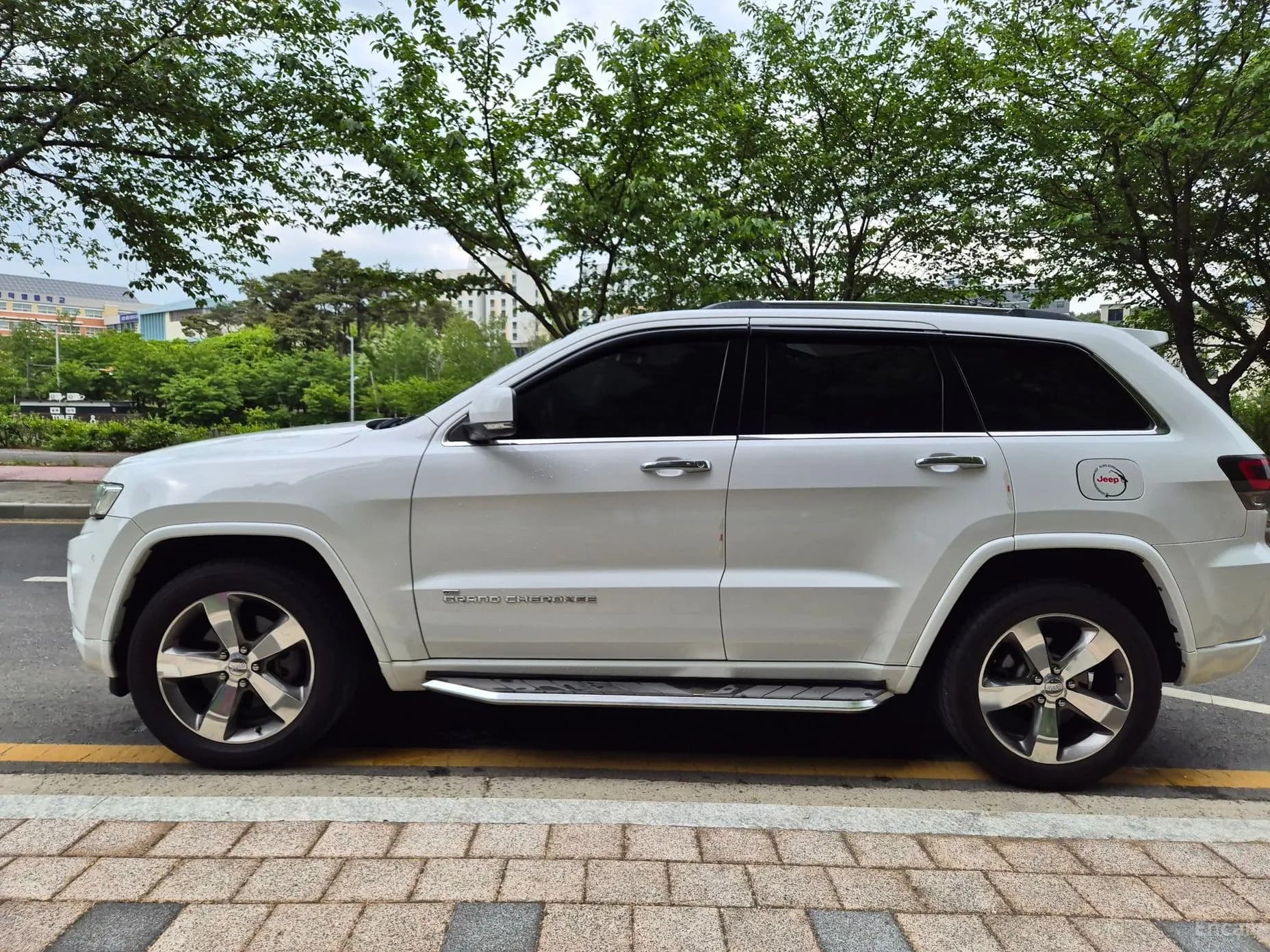 Grand Cherokee