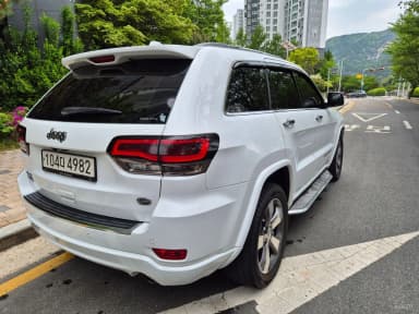 Grand Cherokee
