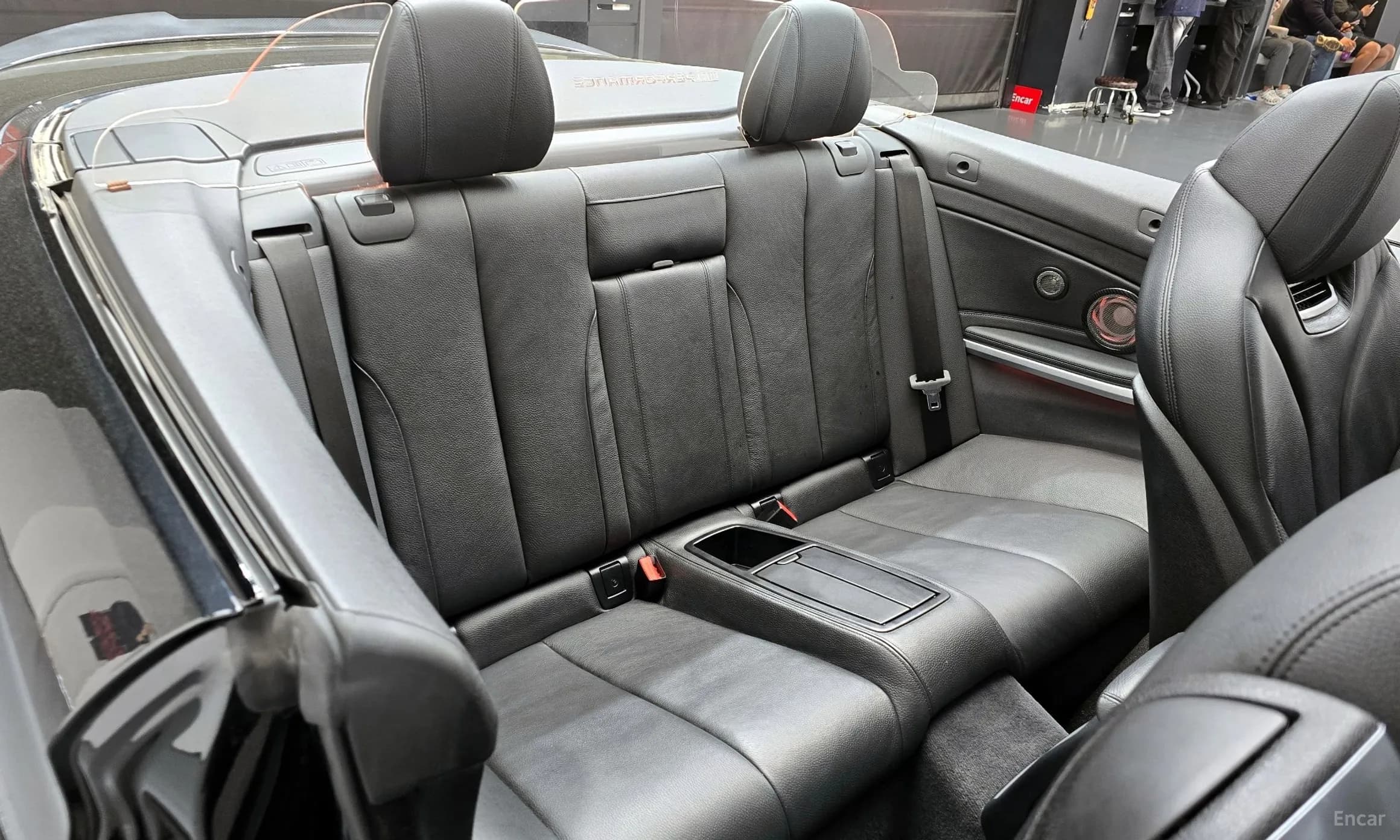 Series 4 (F32)
