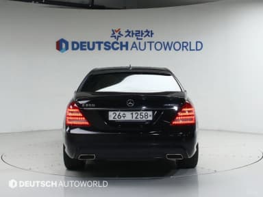 S-Class W221