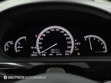 S-Class W221
