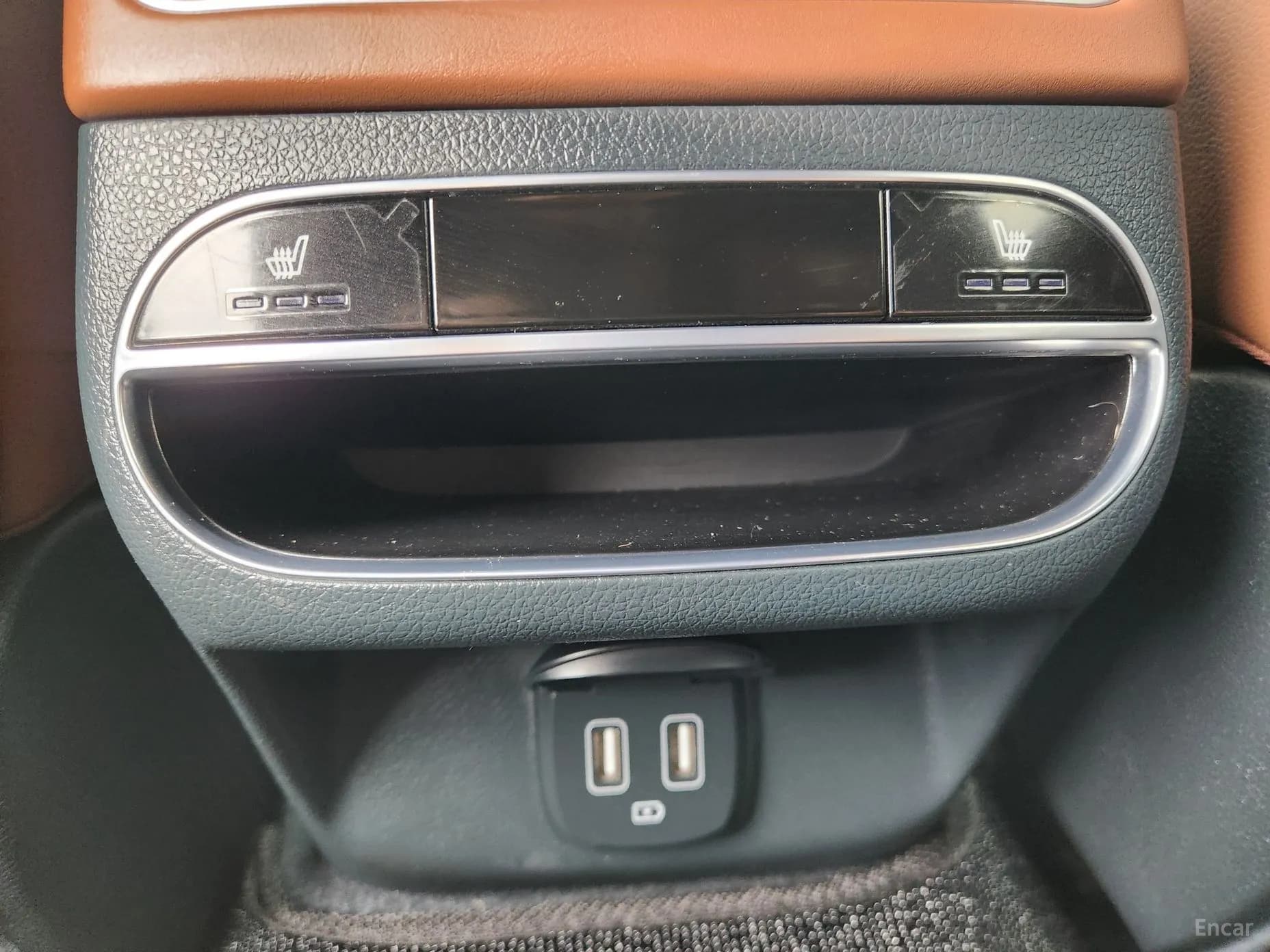 GV70