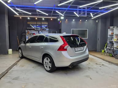 V60