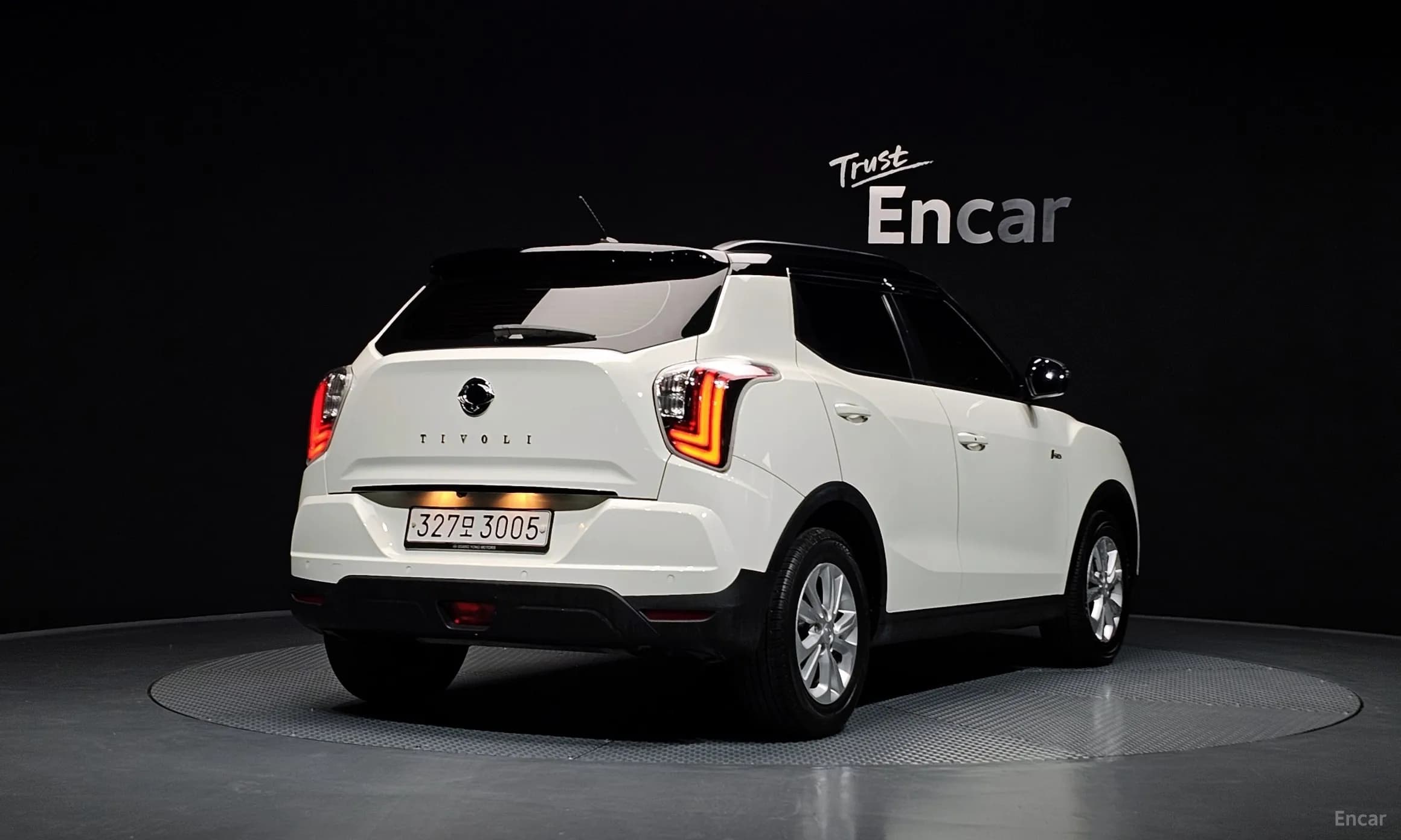 Berry New Tivoli