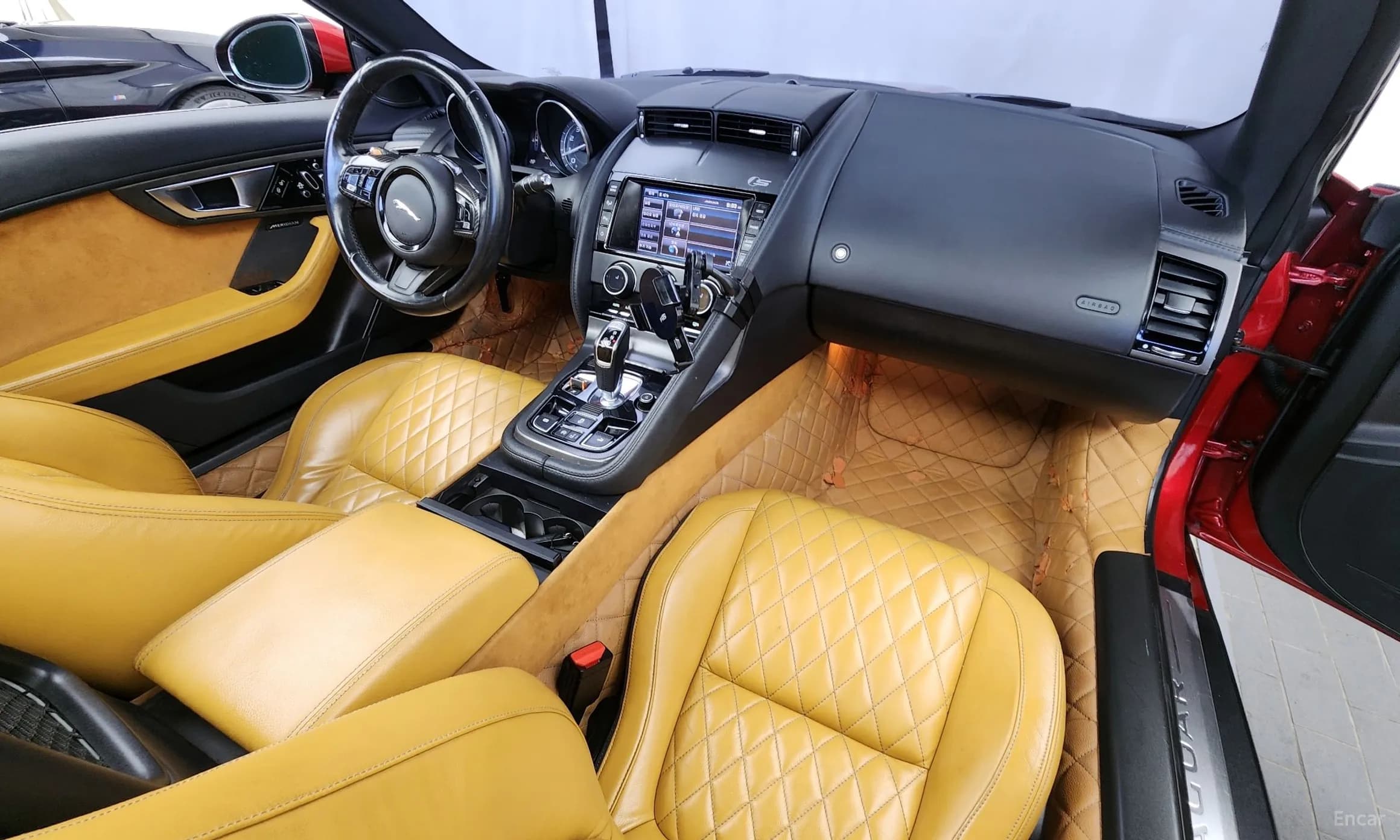 F-TYPE