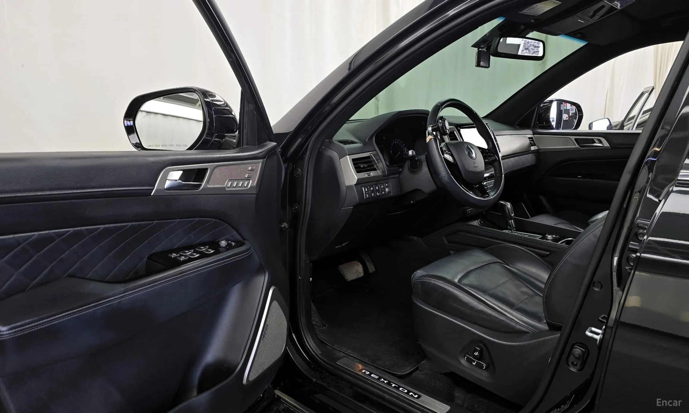 G4 Rexton