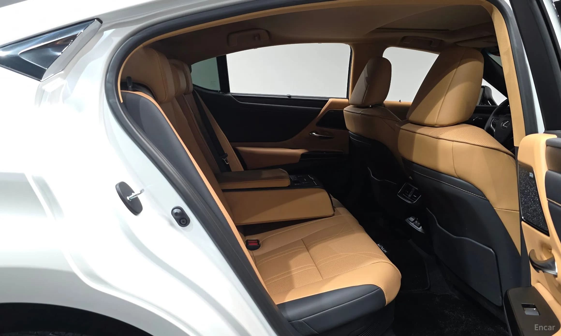 ES300h 7th Generation