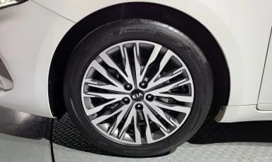 K7 Premier