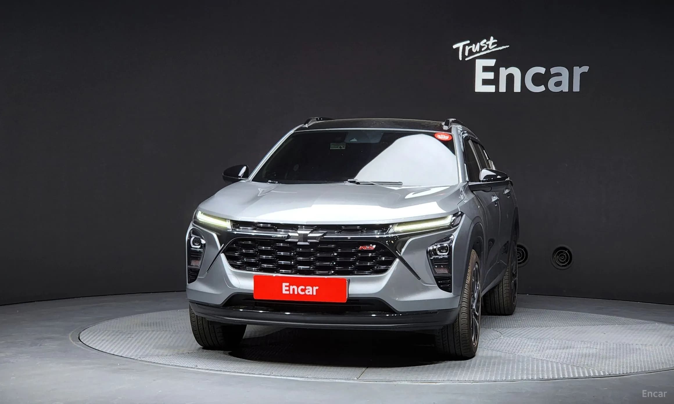 Trax Crossover