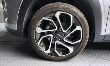 Trax Crossover