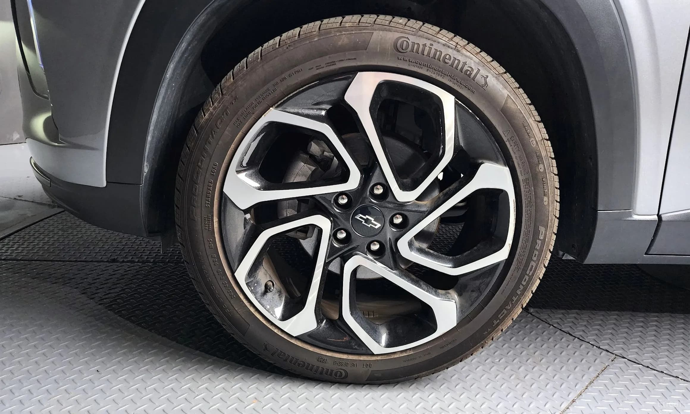 Trax Crossover
