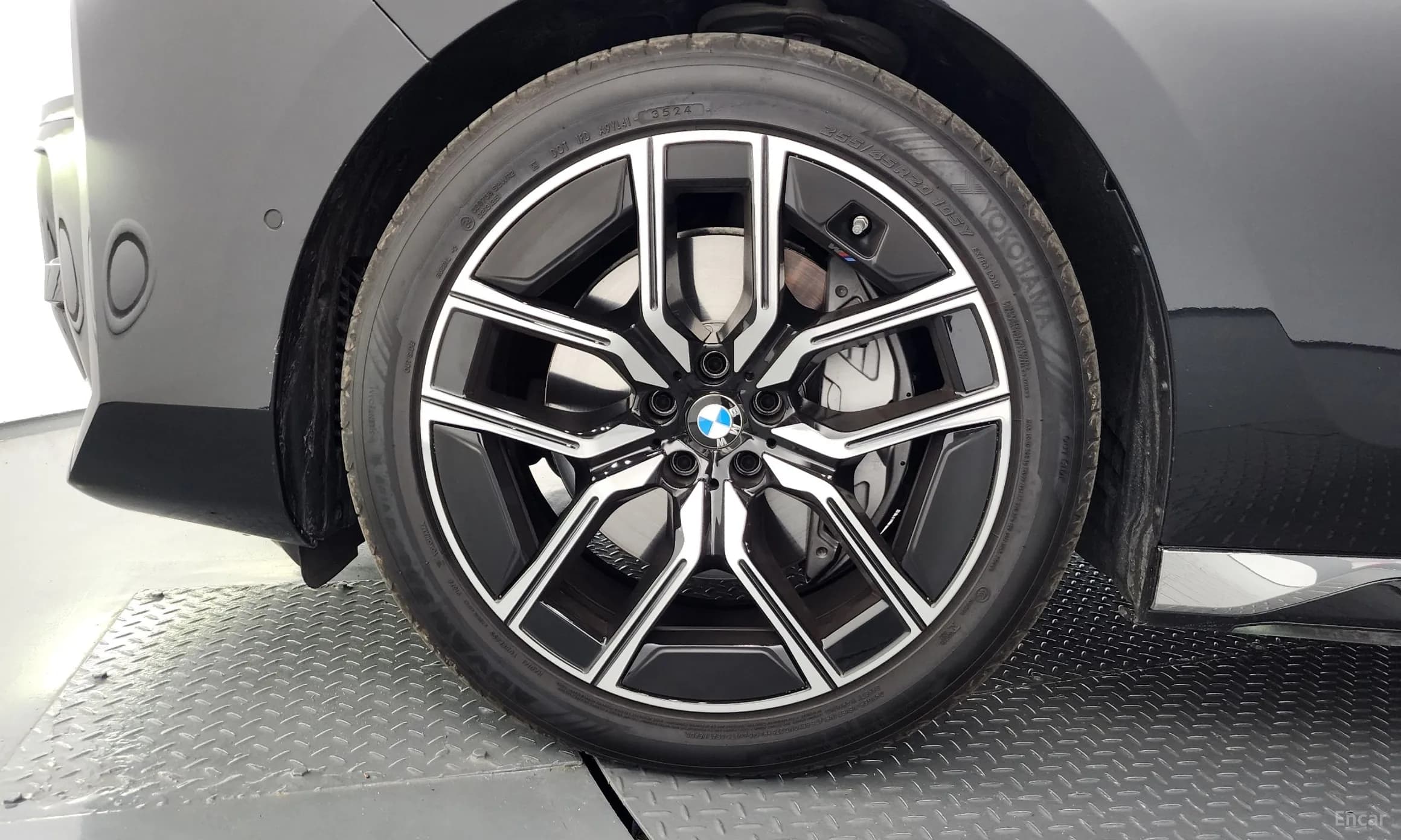 7 Series (G70)