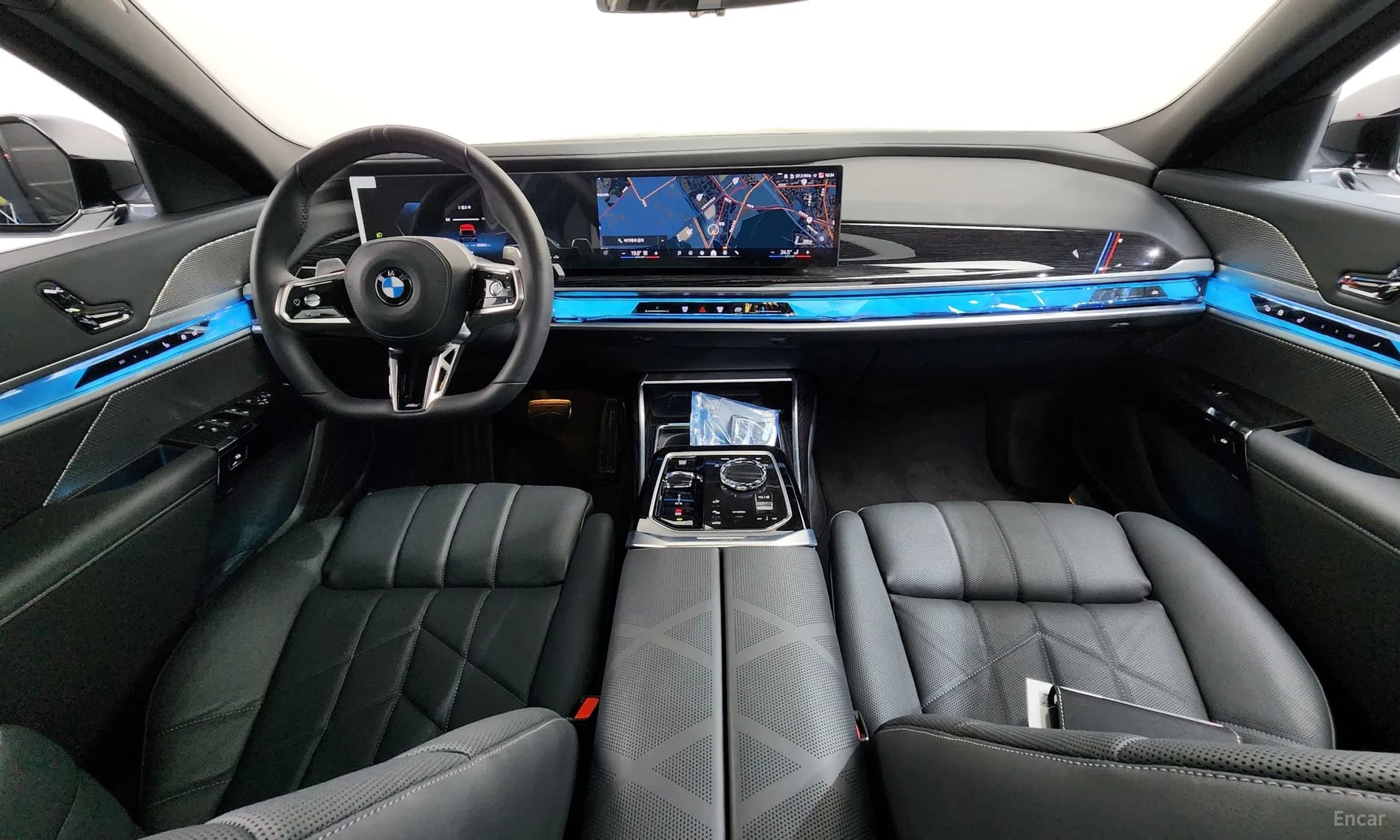7 Series (G70)