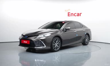 Camry (XV70)