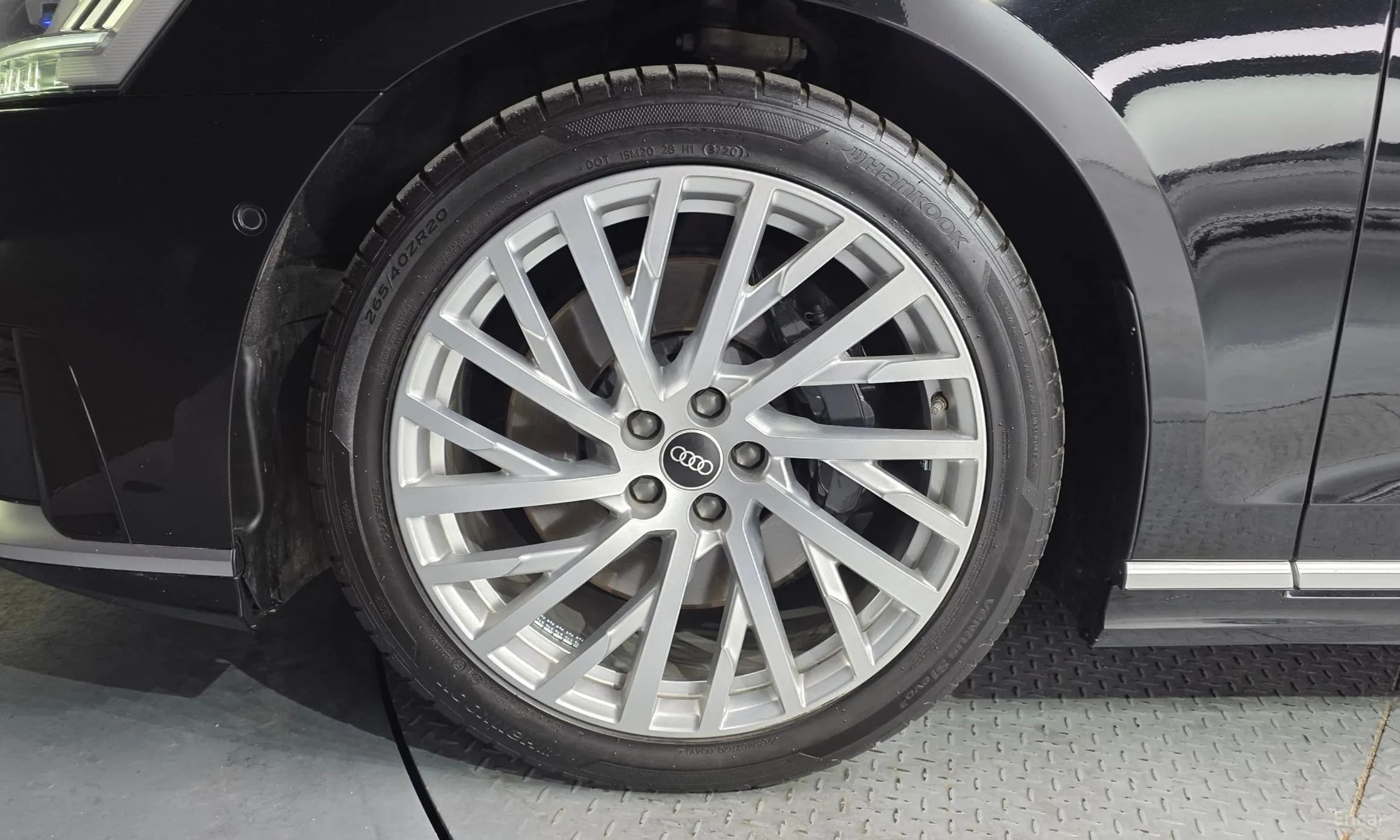A8 (D5)