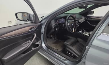 5 Series (G30)