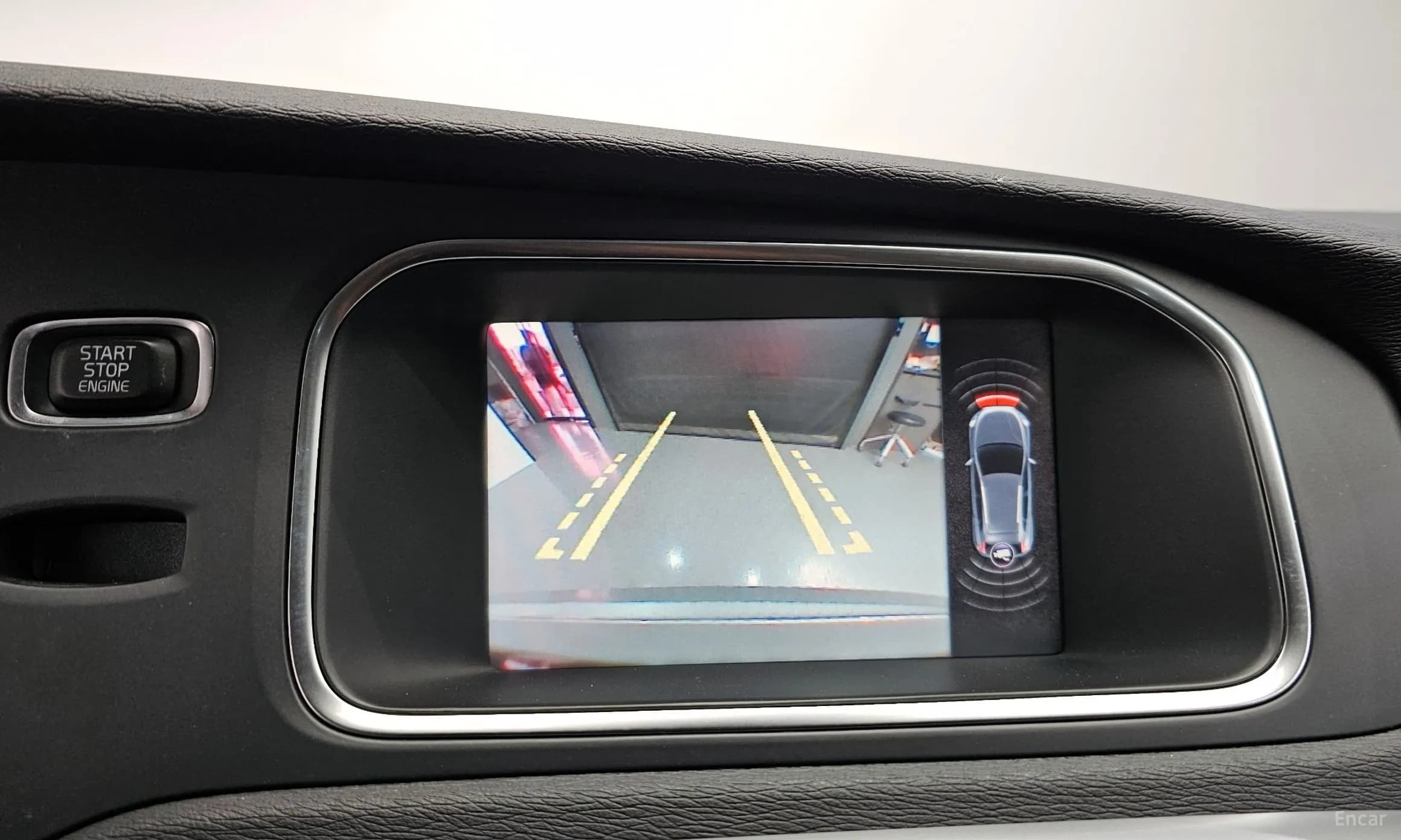 V40 Cross Country