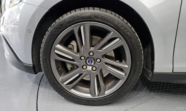 V40 Cross Country