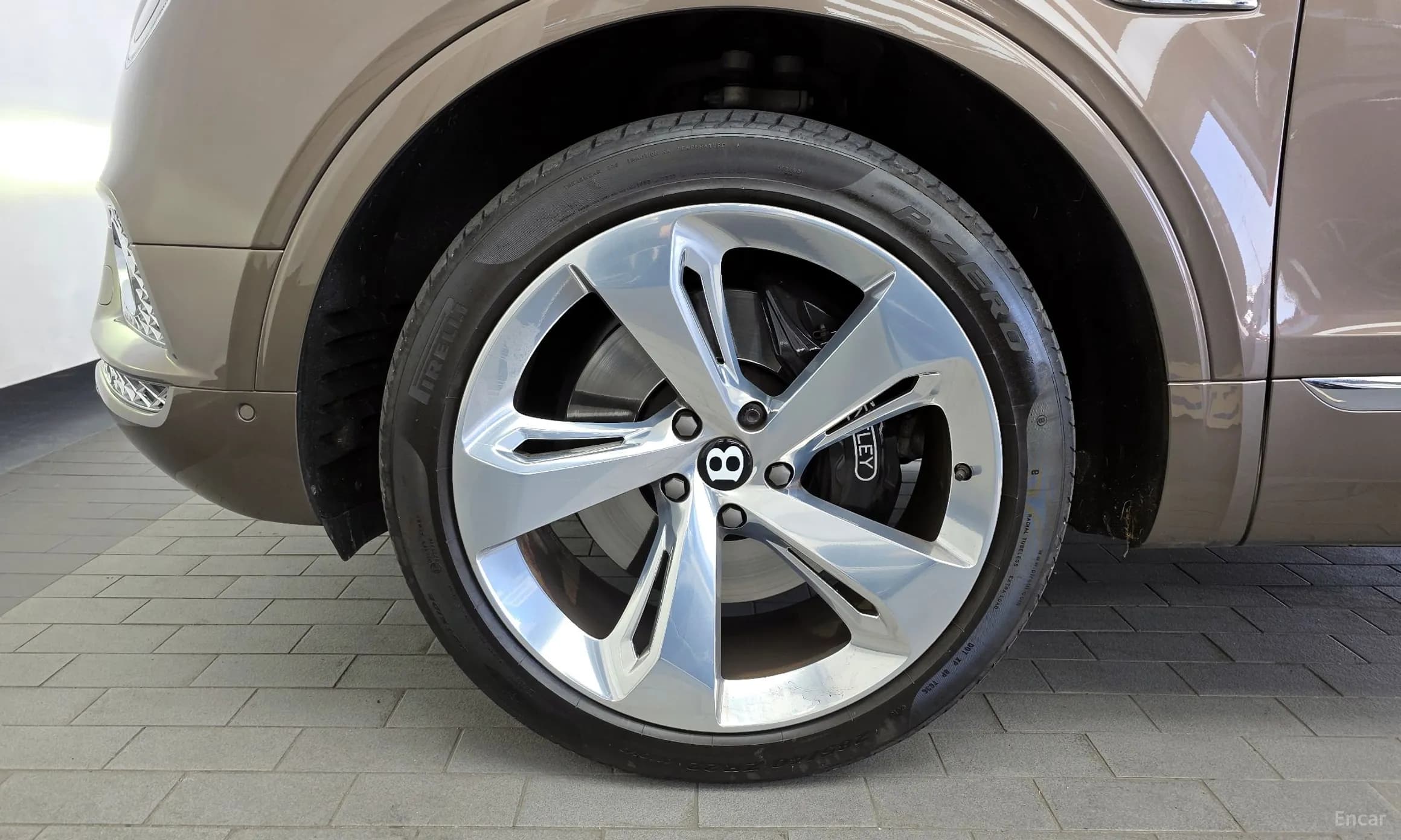 Bentayga