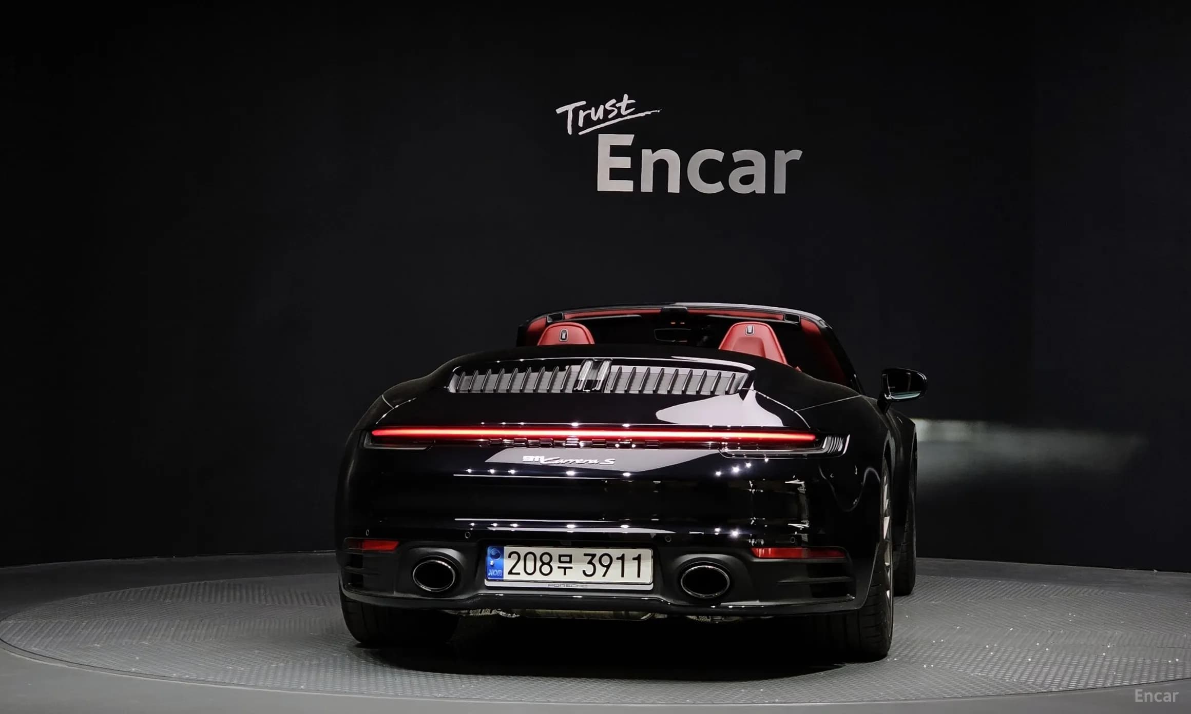 911 (992)