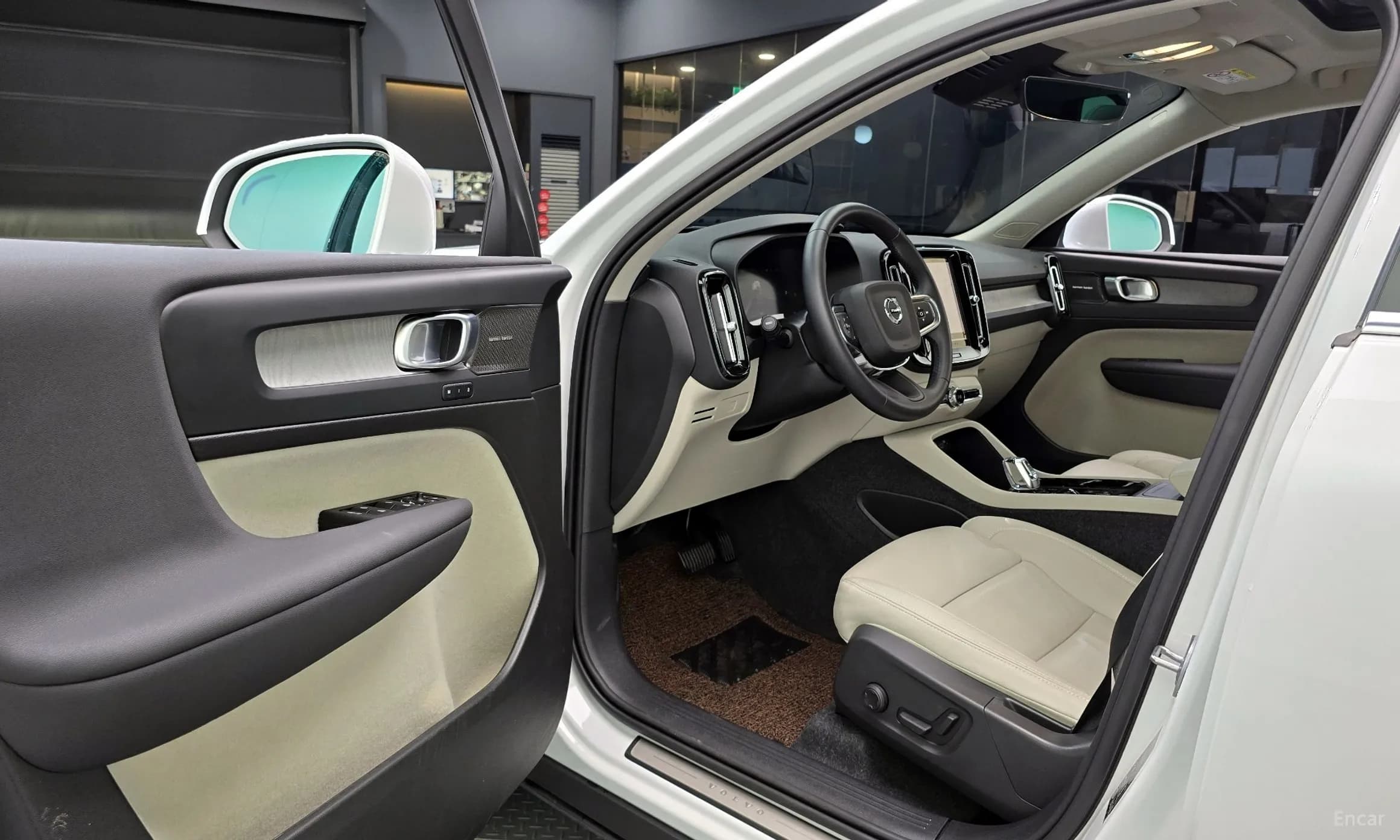 XC40