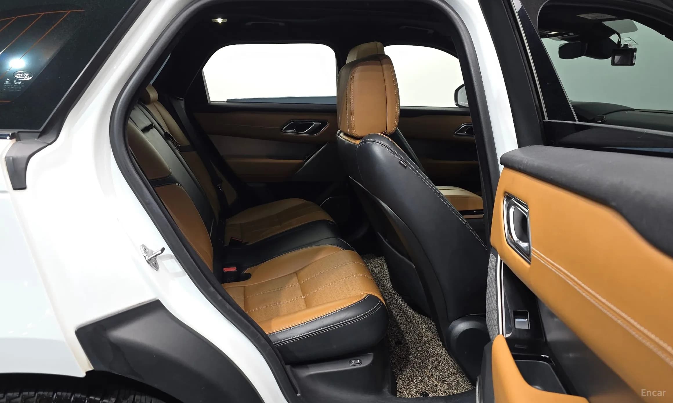 Range Rover Bella