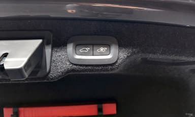 S90