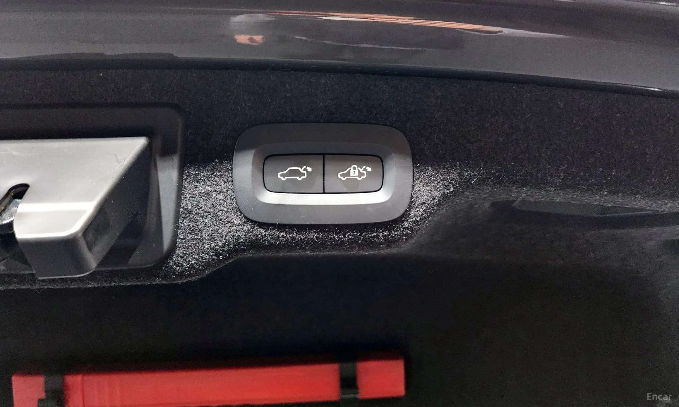 S90