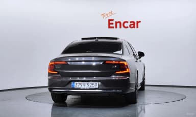 S90