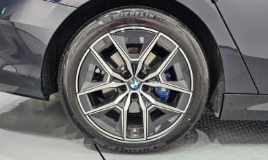 5 Series (G60)
