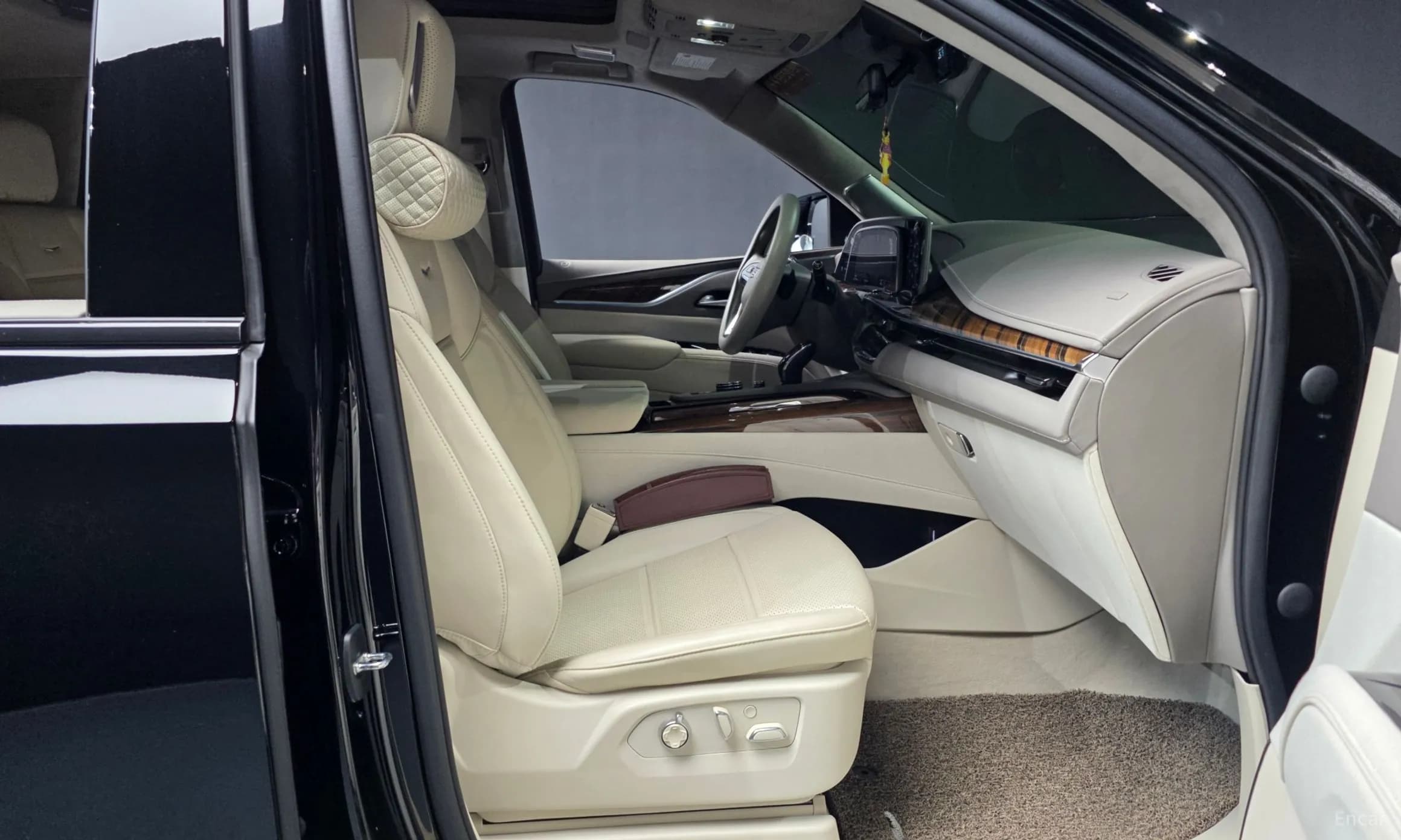 Escalade 5th Generation