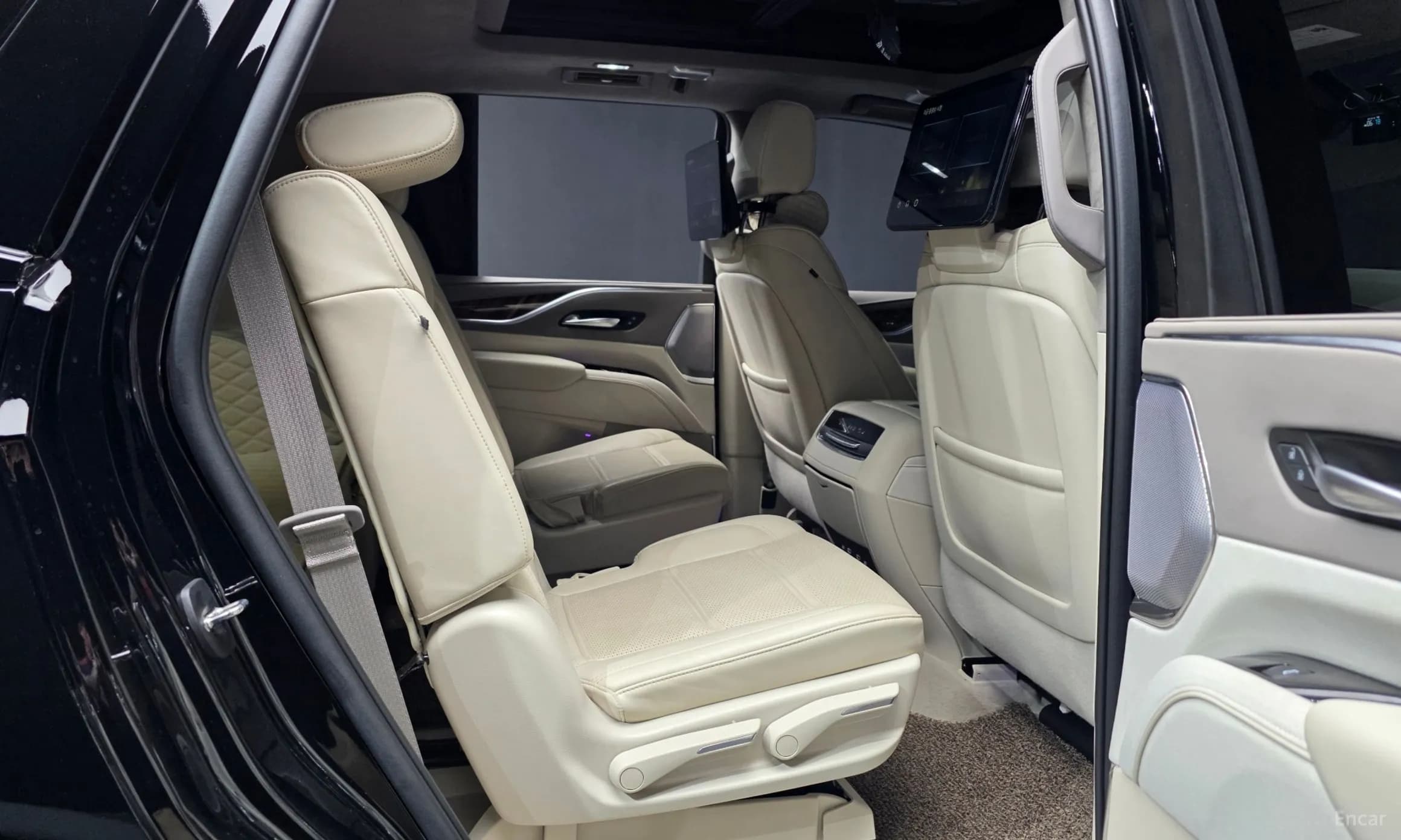 Escalade 5th Generation