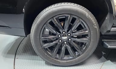 Escalade 5th Generation