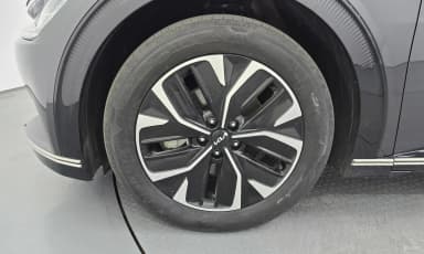 EV6