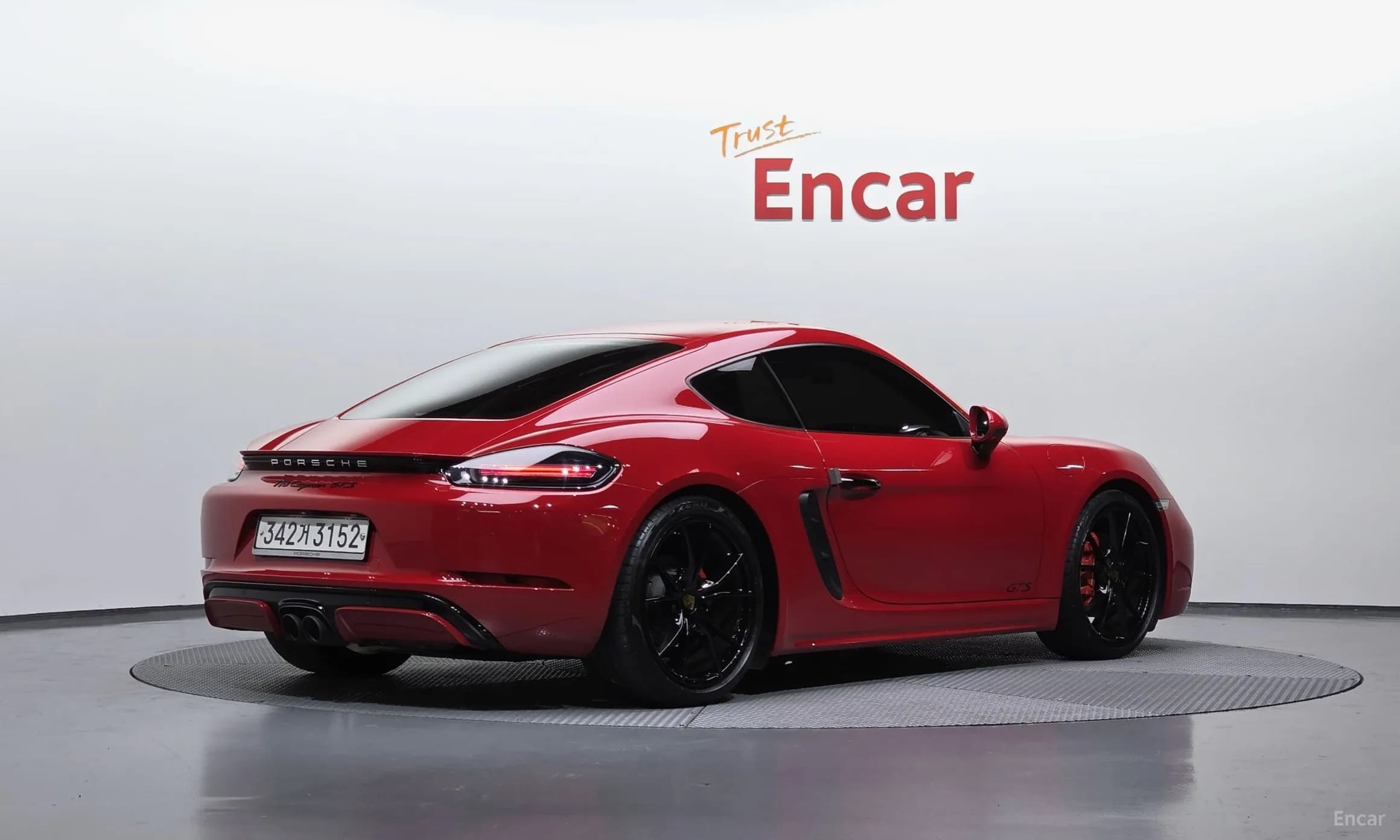 718 Cayman