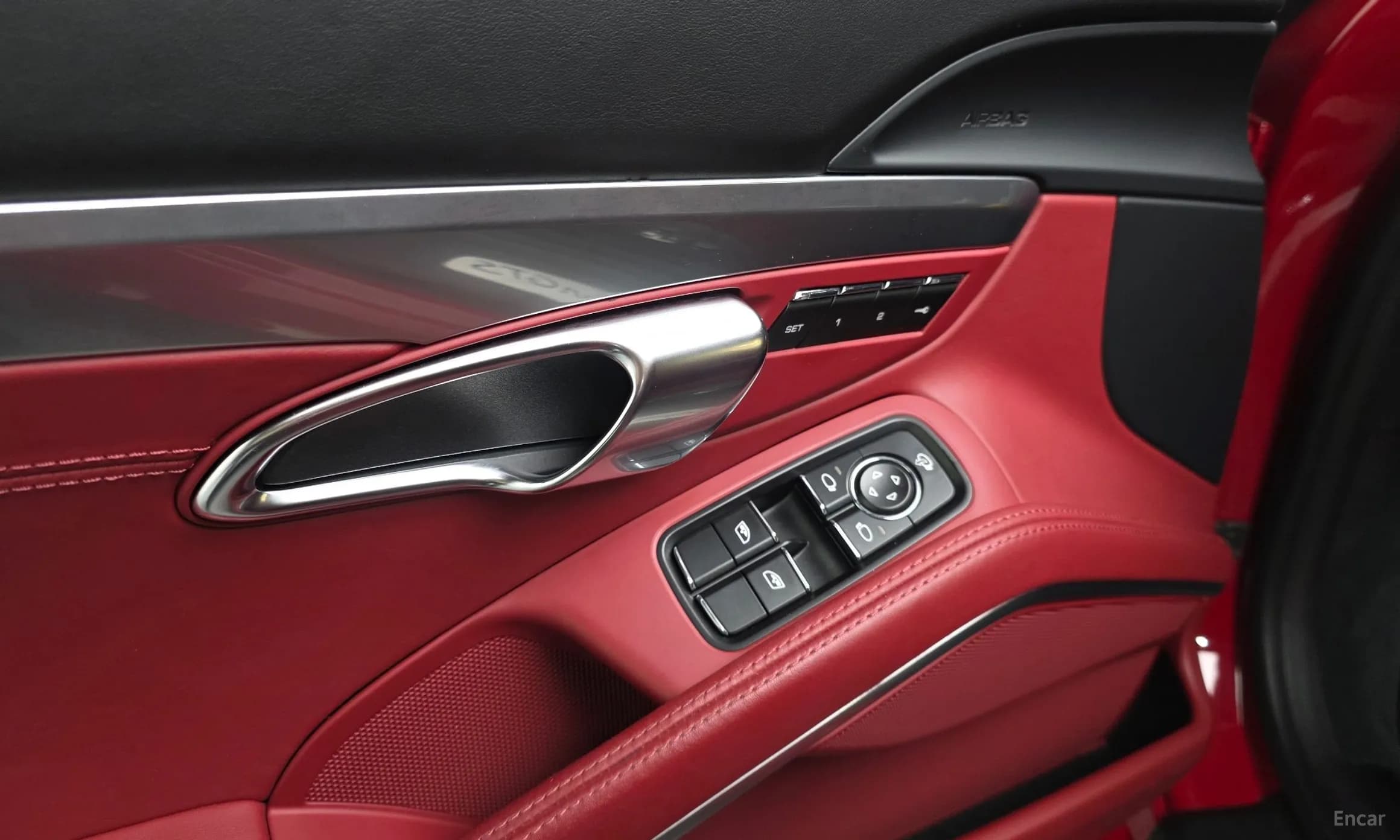 718 Cayman