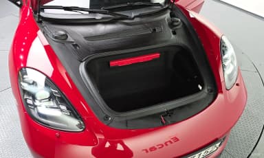 718 Cayman